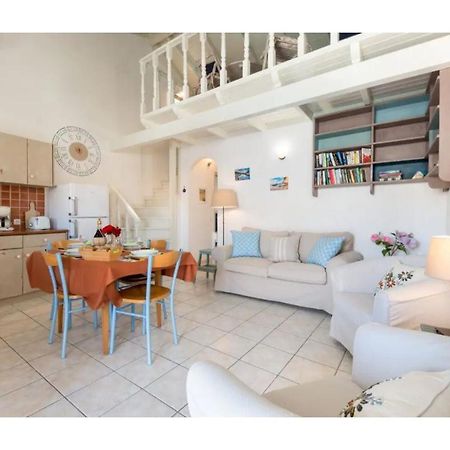 Faye'S Loft Διαμέρισμα Γάιος Εξωτερικό φωτογραφία